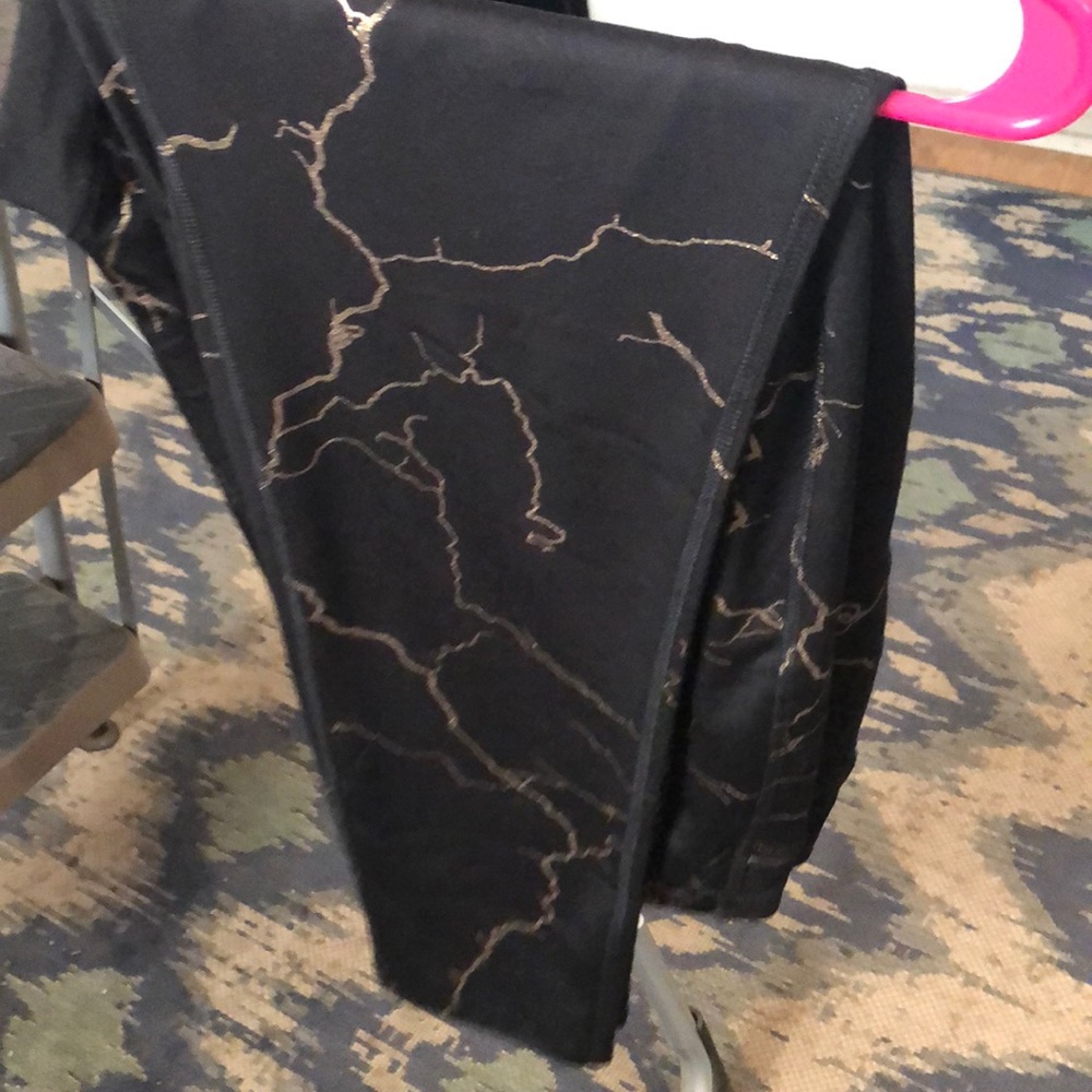 Black leggings